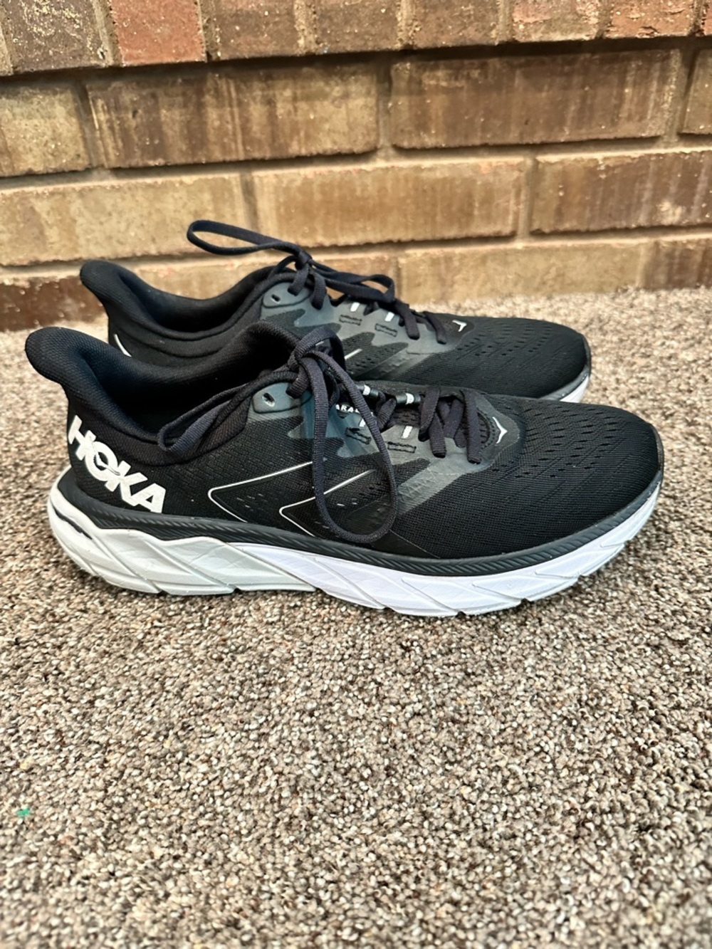 Hoka One One Arahi 5 Women's Running Shoes Black White Size 10 B